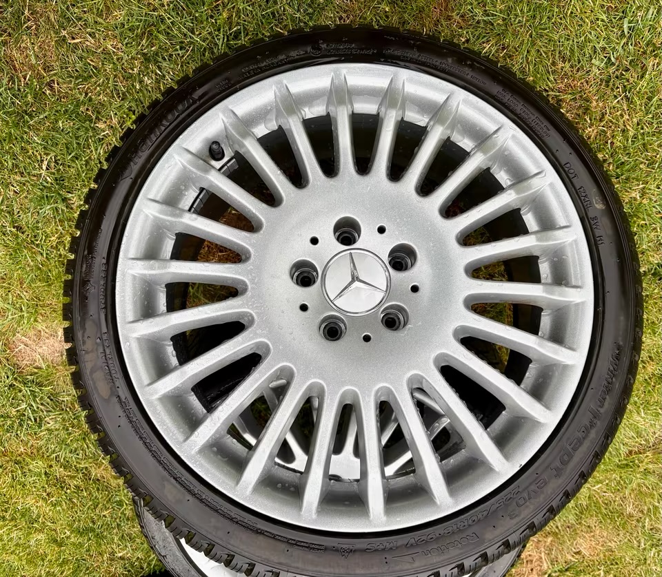 mercedes sportpaket jantes clk w209 / slk 171/ c pneus d'hiver mercedes sportpaket jantes clk w209 / slk 171/ c pneus d'hiver