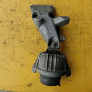 bmw 116i left engine mount late 2011 lba ue16 e87 2011y