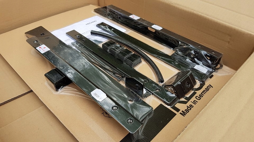 sièges en cuir Recaro Sportster CS presque neuf - Image 9