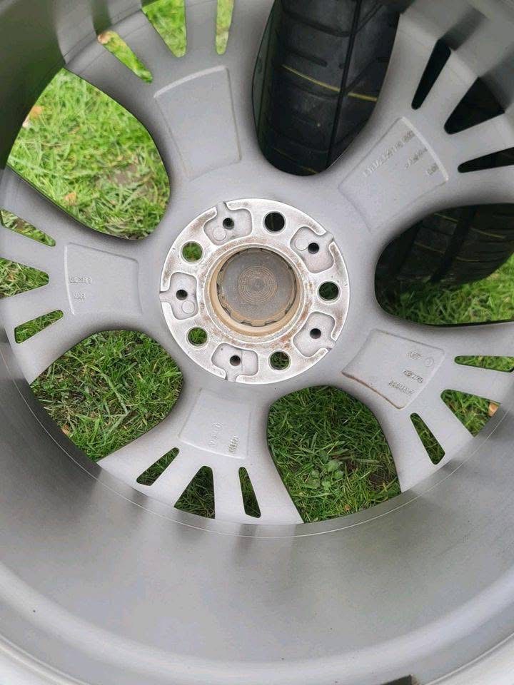 jantes bmw x5 x6 d'origine 21 pouces jantes bmw x5 x6 d'origine 21 pouces