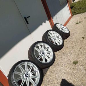 jantes d’origine BMW Style 225 en 19 pouces