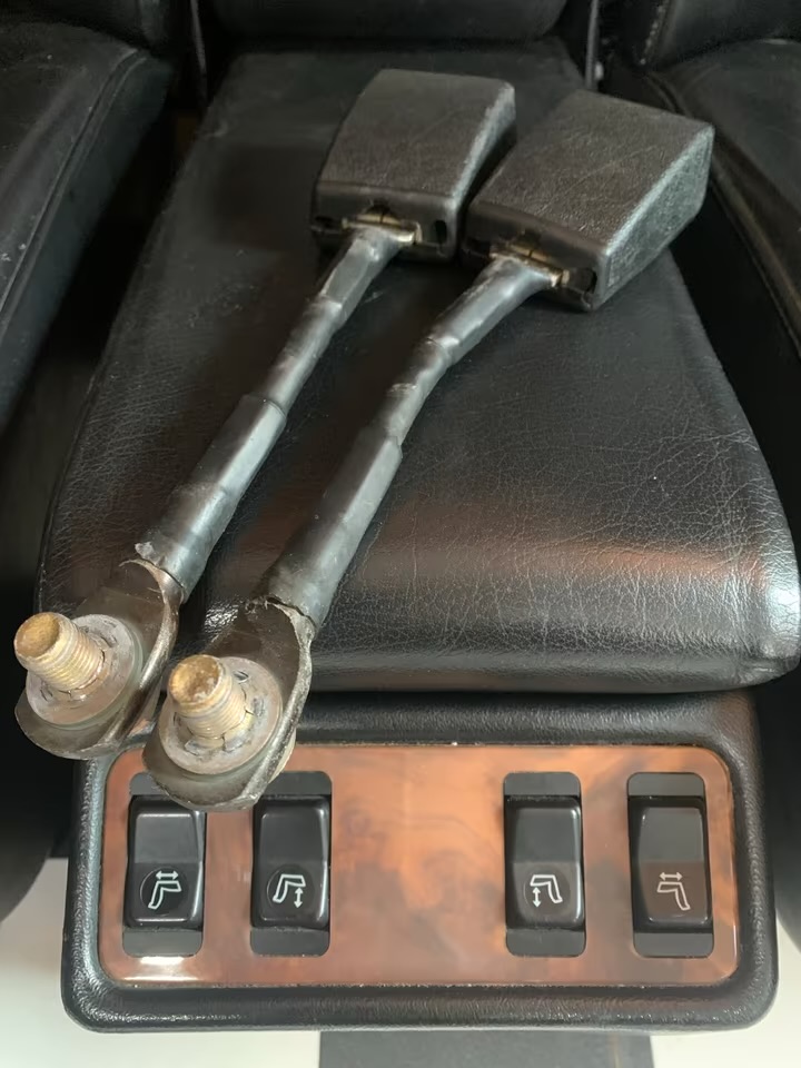 seat w126 individual seats in soft black leather seat w126 individual seats in soft black leather