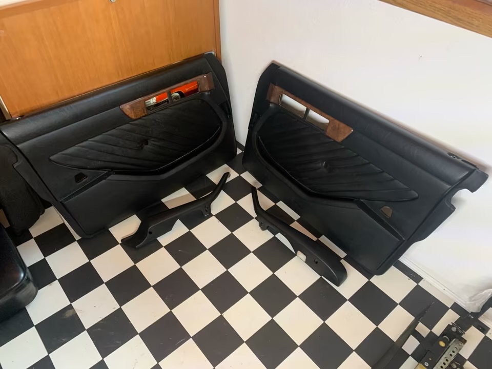 seat w126 individual seats in soft black leather seat w126 individual seats in soft black leather