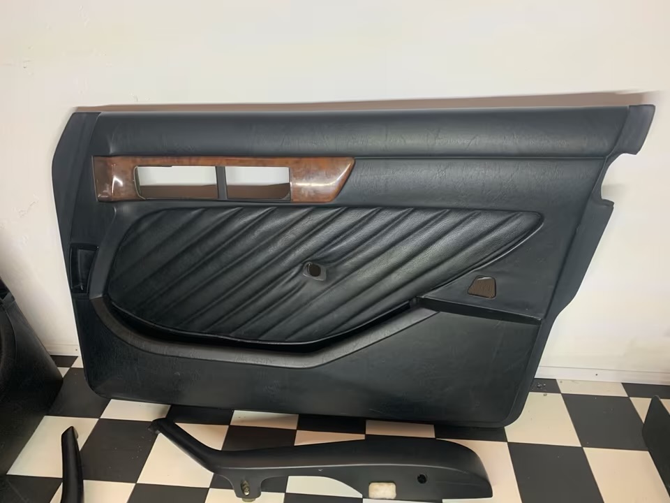 seat w126 individual seats in soft black leather seat w126 individual seats in soft black leather