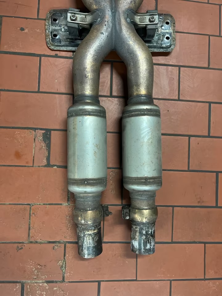 exhaust system s65 v8 mid mount muffler e90 e92 e93 m3 exhaust system s65 v8 mid mount muffler e90 e92 e93 m3