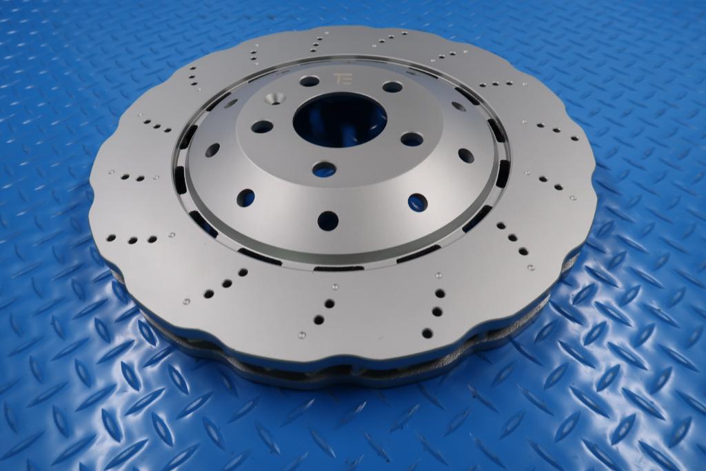 plaquettes et disques de frein avant et arrière de rechange pour audi rs5 plaquettes et disques de frein avant et arrière de rechange pour audi rs5