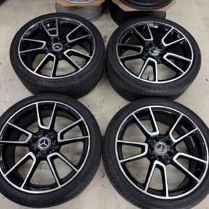 jante d'origine mercedes c43 w205 19 pouces