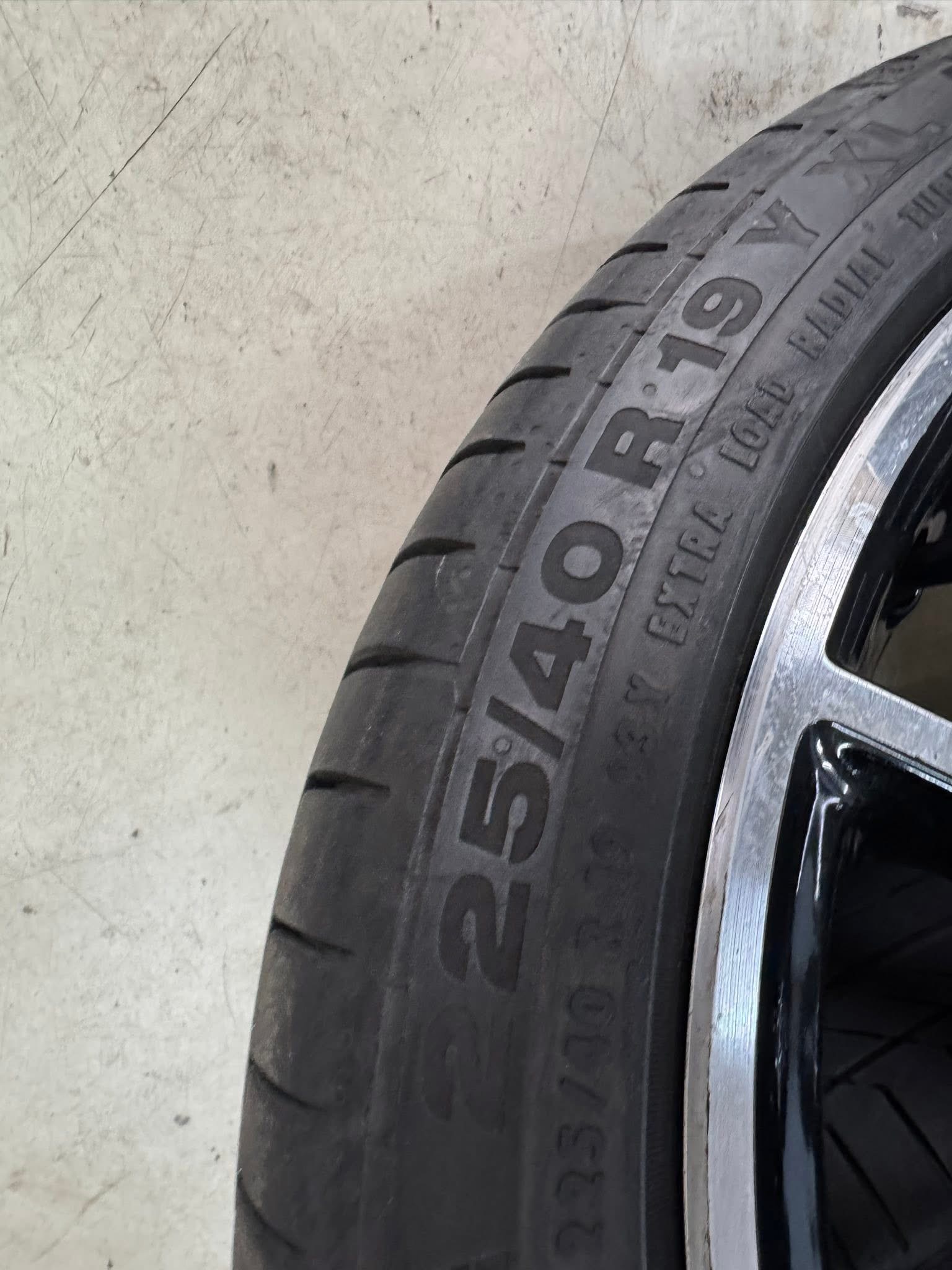 jante d'origine mercedes c43 w205 19 pouces jante d'origine mercedes c43 w205 19 pouces