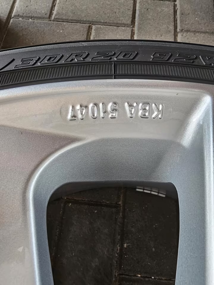 jantes mercedes class c w205 20 pouces jantes mercedes class c w205 20 pouces