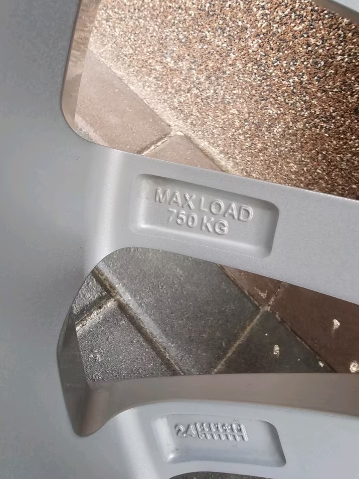 jantes mercedes class c w205 20 pouces jantes mercedes class c w205 20 pouces