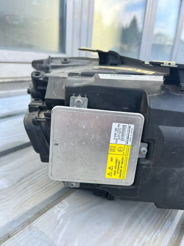 bmw e90 e91 left and right xenon headlights with control unit now e90 e91 bmw e90 e91 left and right xenon headlights with control unit now e90 e91