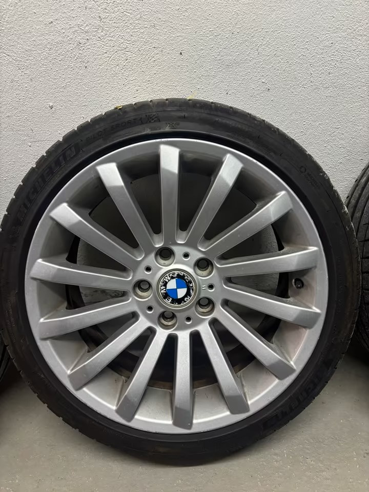 jantes bmw e90/e91 18 pouces 225/40/18 jantes bmw e90/e91 18 pouces 225/40/18