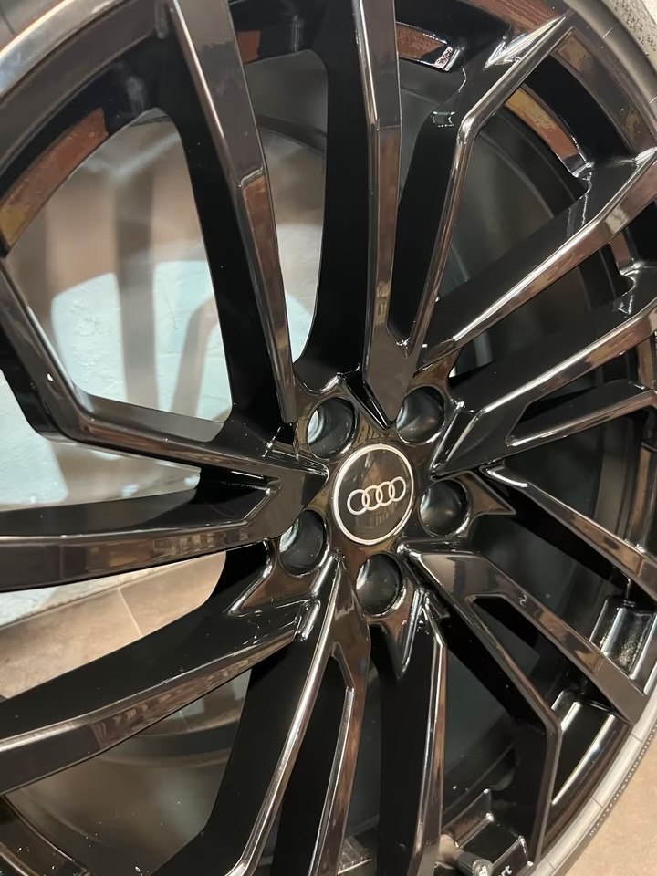 jantes audi rs4 rs5 8w en 20 pouces original jantes audi rs4 rs5 8w en 20 pouces original