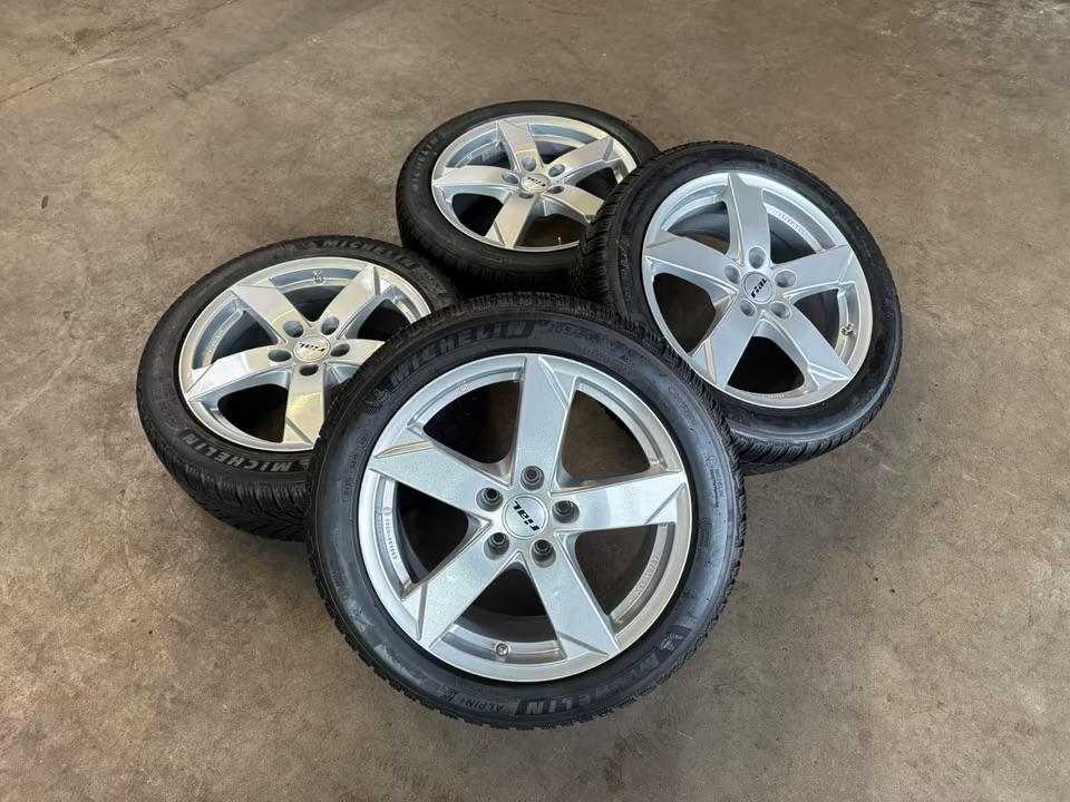 roues d'hiver 17 pouces audi a3 8v 8p mg4 seat alteatoledo jantes en aluminium roues d'hiver 17 pouces audi a3 8v 8p mg4 seat alteatoledo jantes en aluminium