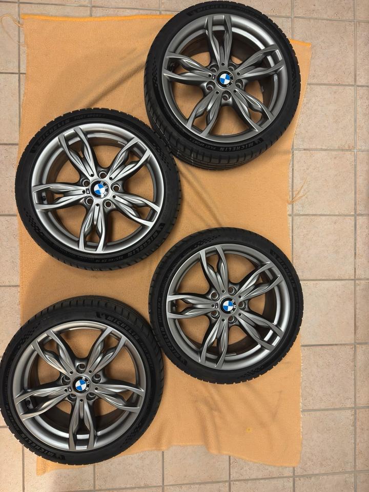 jantes bmw f20 f21… style 436m en 18 pneus d’été jantes bmw f20 f21… style 436m en 18 pneus d’été