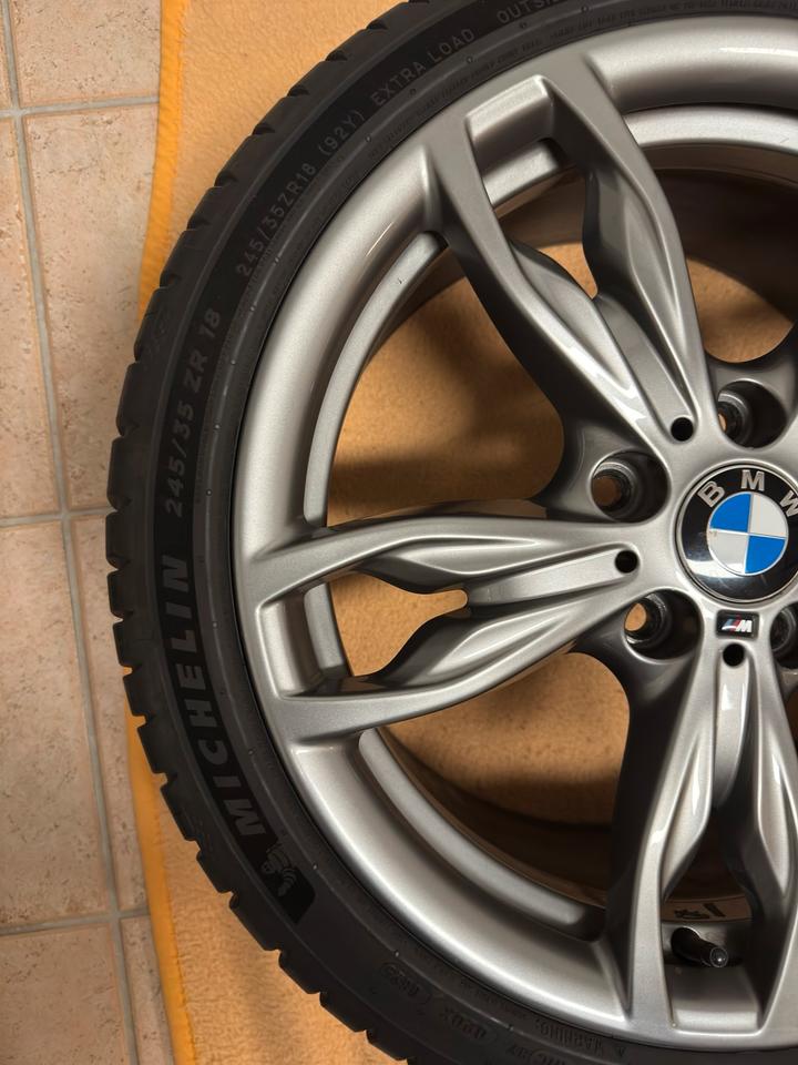 jantes bmw f20 f21… style 436m en 18 pneus d’été jantes bmw f20 f21… style 436m en 18 pneus d’été