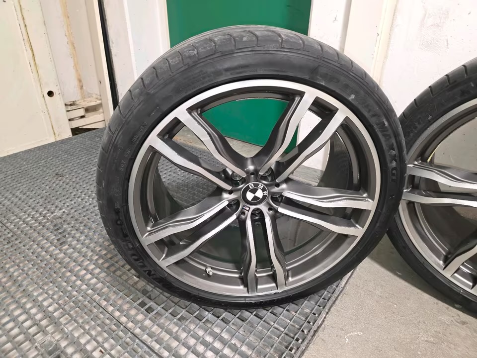 jantes bmw x5/x6 style 612m 21 pouce pneus été jantes bmw x5/x6 style 612m 21 pouce pneus été