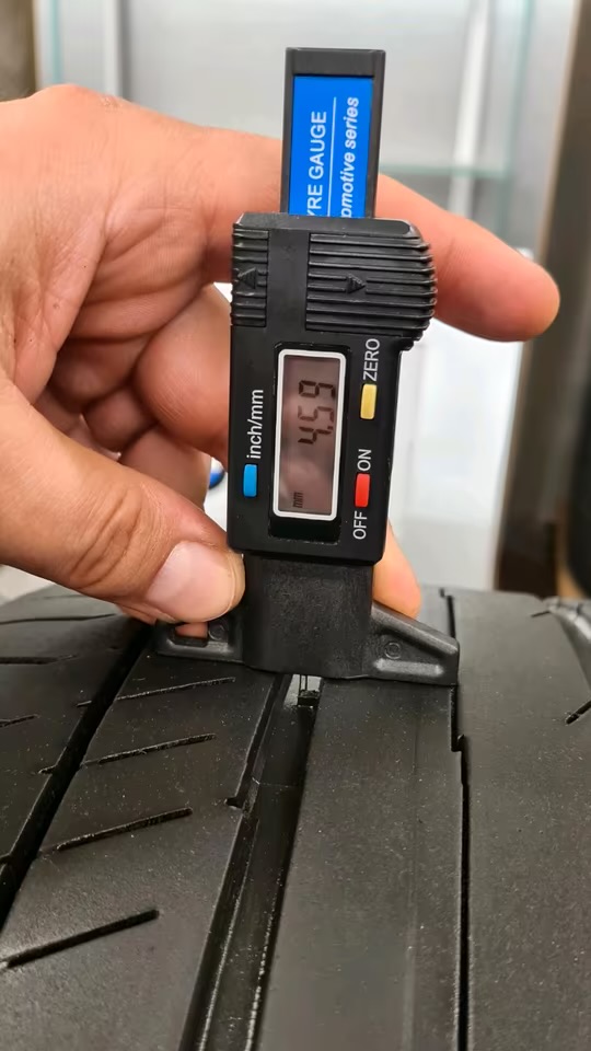 4x jantes d'origine schnitzer bmw m3 e90 e92 pneus d'été forgés! 4x jantes d'origine schnitzer bmw m3 e90 e92 pneus d'été forgés!