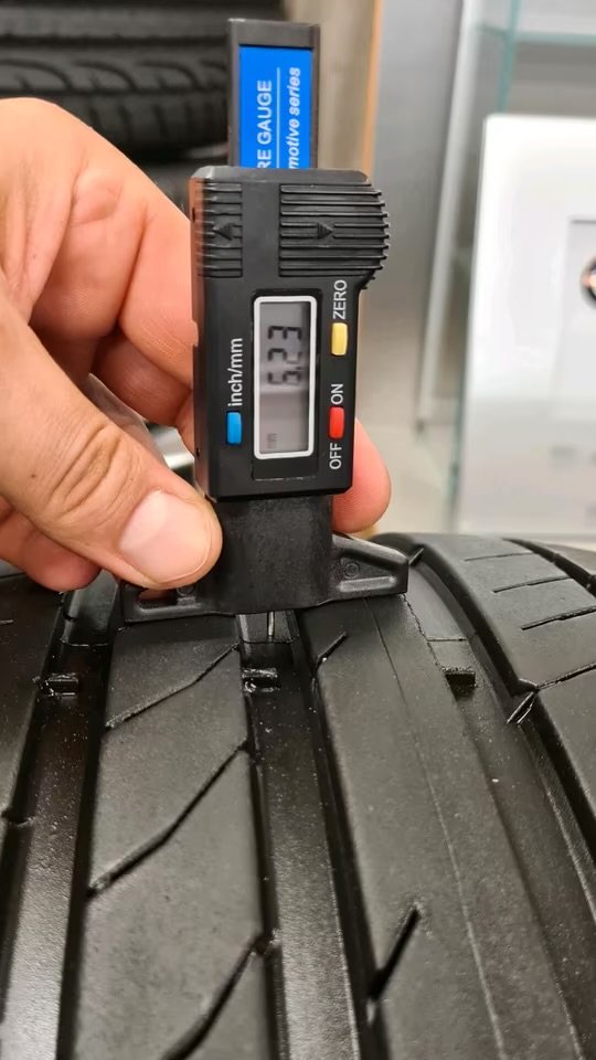 4x jantes d'origine schnitzer bmw m3 e90 e92 pneus d'été forgés! 4x jantes d'origine schnitzer bmw m3 e90 e92 pneus d'été forgés!