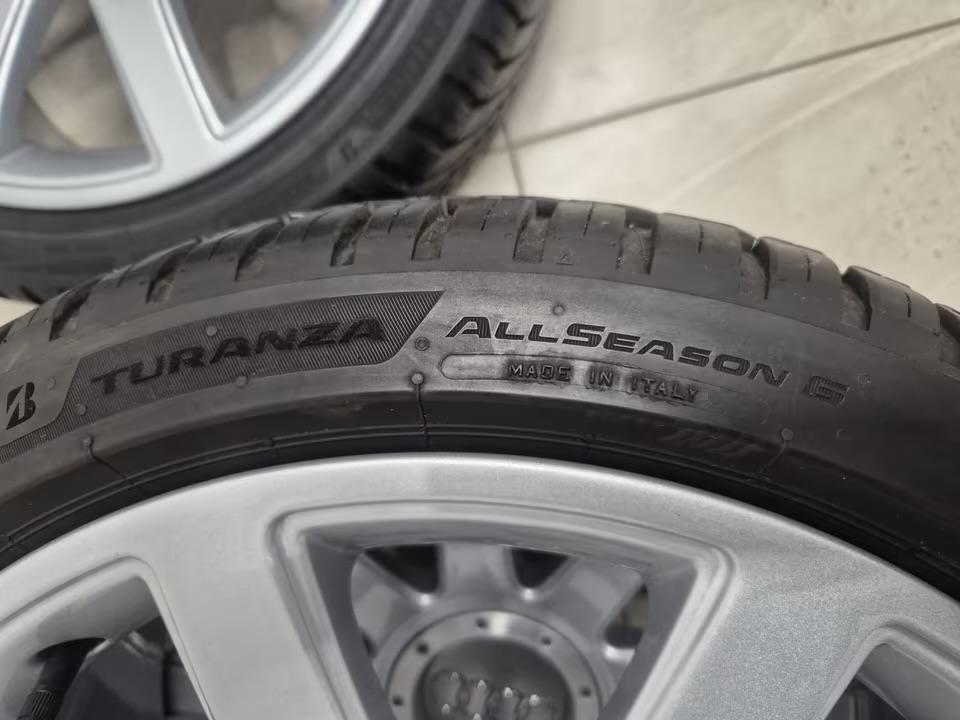 jantes d'origine audi tt s line 18 pouces 8n0601025s bridgestone 4 saison jantes d'origine audi tt s line 18 pouces 8n0601025s bridgestone 4 saison
