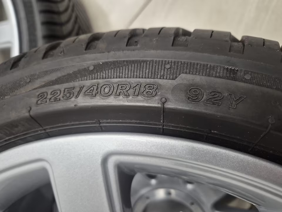 jantes d'origine audi tt s line 18 pouces 8n0601025s bridgestone 4 saison jantes d'origine audi tt s line 18 pouces 8n0601025s bridgestone 4 saison