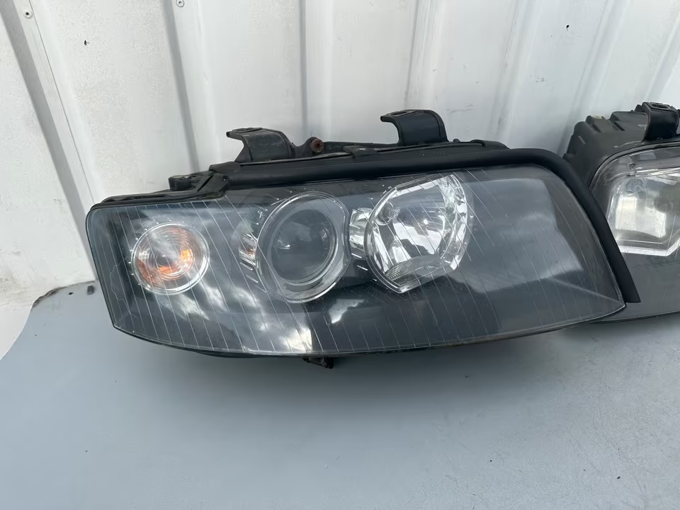 audi a4 b6 phares au xénon droite/gauche complète audi a4 b6 phares au xénon droite/gauche complète