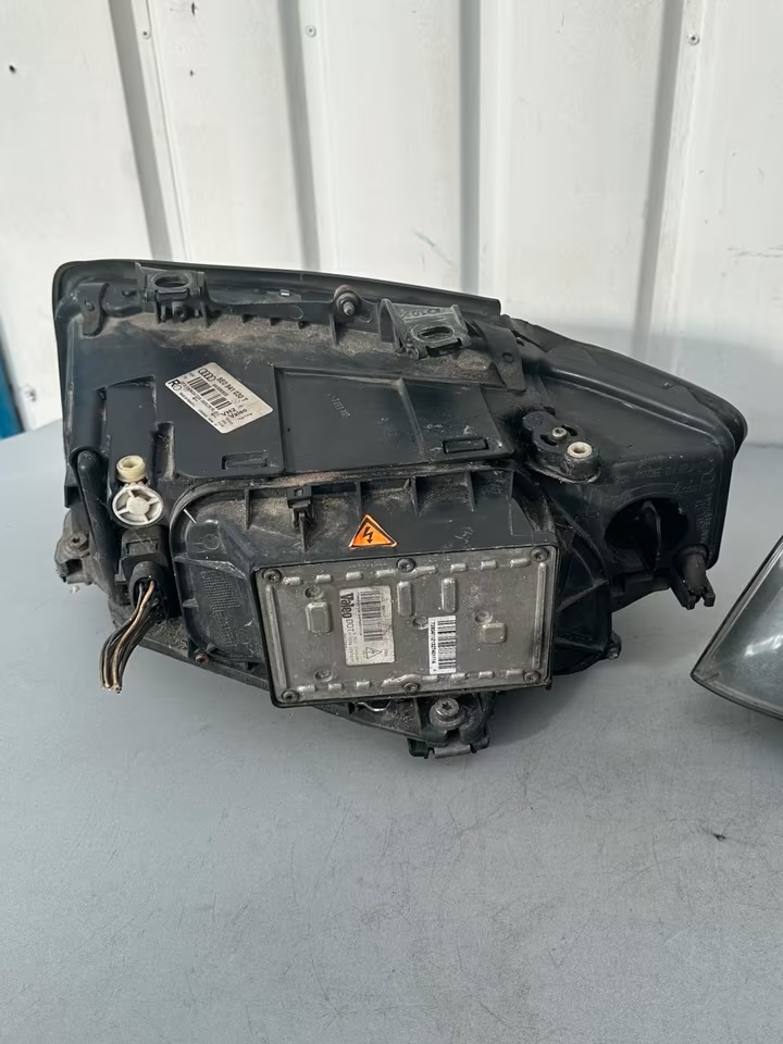 audi a4 b6 phares au xénon droite/gauche complète audi a4 b6 phares au xénon droite/gauche complète