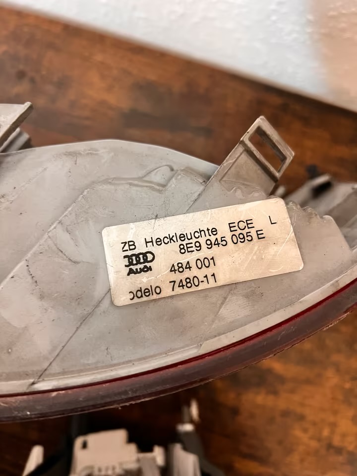 an original rear light kit for audi a4 b7 an original rear light kit for audi a4 b7