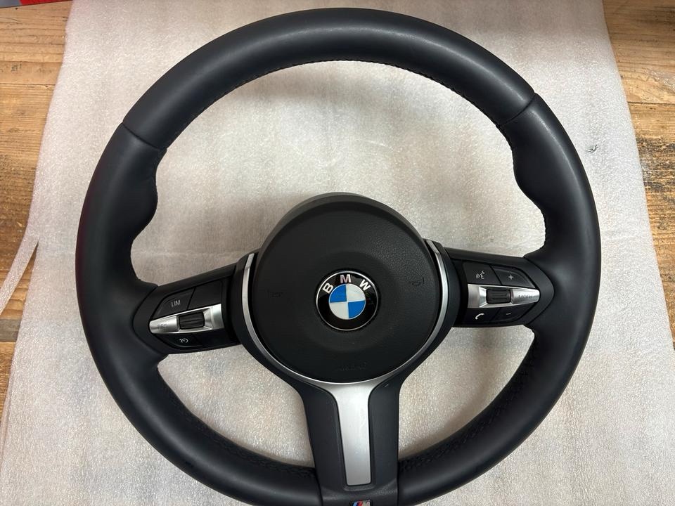 img_8941-2 Volant M BMW F10 F11 F01 F06 F12 F13