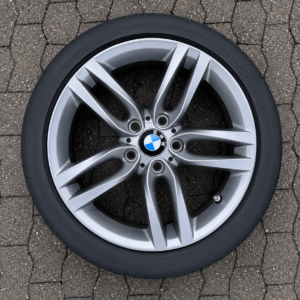 Jantes bmw F20 F21 style 461M d'origine Jantes bmw F20 F21 style 461M d'origine