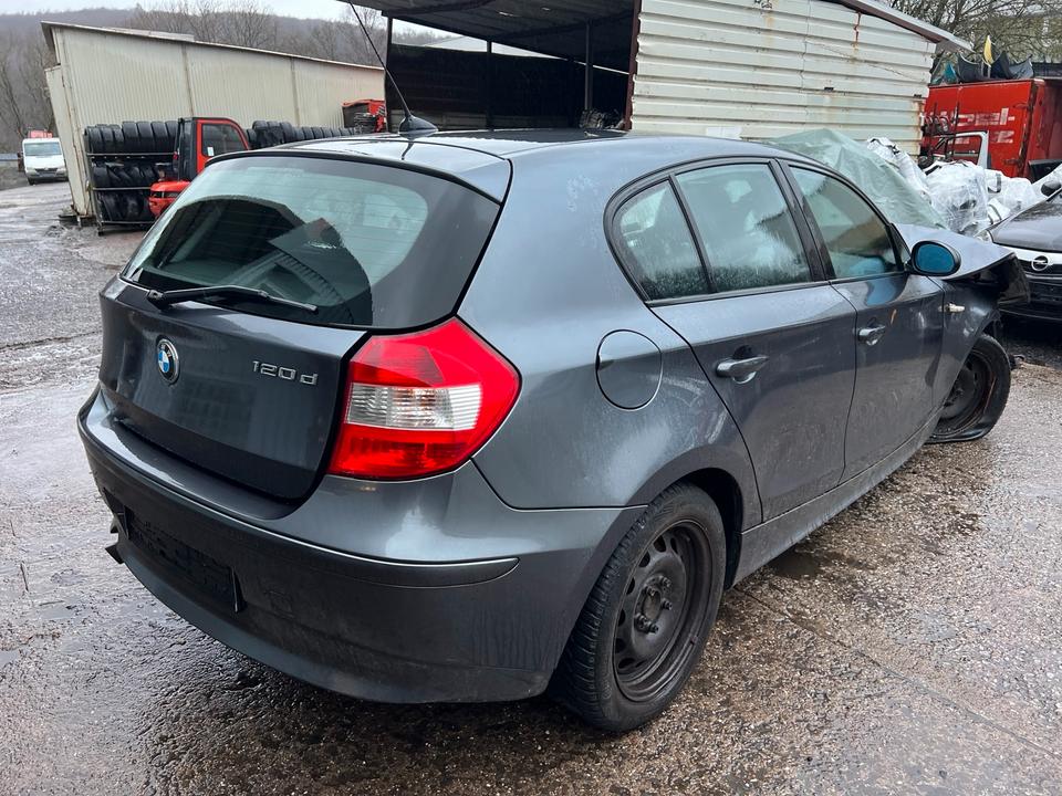 Pare-chocs arrière pour BMW Série 1 E87 - Image 15