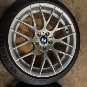 4 jantes d'origine BMW série 3 Style M359. 4 jantes d'origine BMW série 3 Style M359.