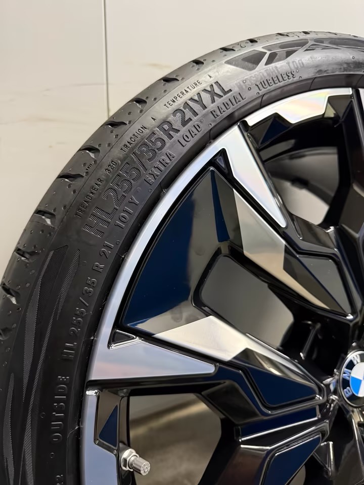 IMG_9158 Jantes BMW style 954i 21 pouces 5er G60 G61