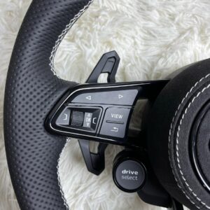 Volant Sport Audi RS Carbone et Cuir Perforé