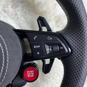 Volant Sport Audi RS Carbone et Cuir Perforé
