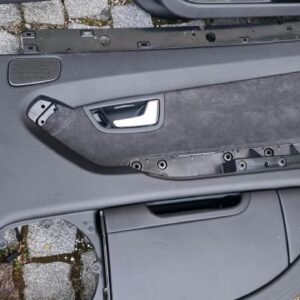 Panneaux-Portes Cuir & Alcantara Noir Audi A8 D3
