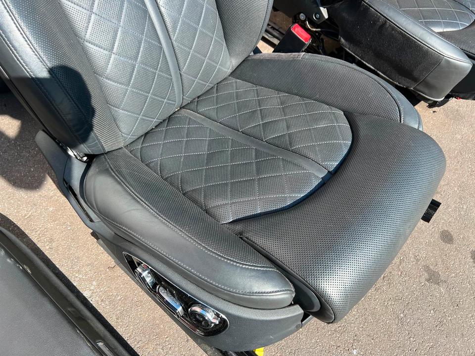 IMG_9437 Intérieur Complet Cuir Audi A8 S8 4H Electriques Massants & Ventilés