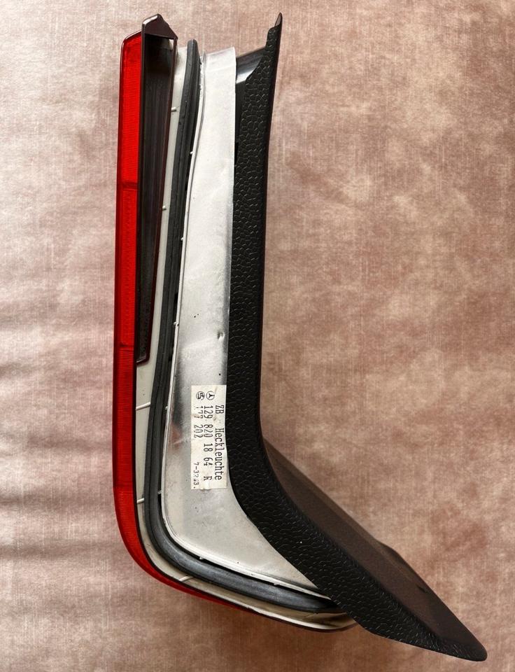 IMG_9559 Feux Arrière Mercedes SL R129 D'Origine