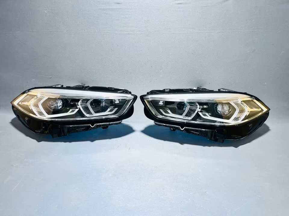 IMG_9704 Phares d'Origine BMW Série 1 F40 Full LED