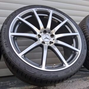 OEM Mercedes-Benz SL R230 R231 19”/20” Alloy Wheels with Tires – SL500 SL63 AMG 4 OEM Mercedes-Benz SL R230 R231 19”/20” Alloy Wheels with Tires – SL500 SL63 AMG
