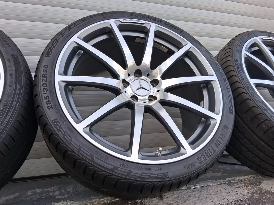 img_8979 OEM Mercedes-Benz SL R230 R231 19”/20” Alloy Wheels with Tires – SL500 SL63 AMG