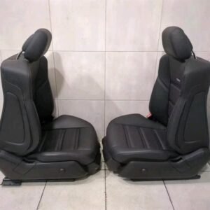 Sièges en cuir Mercedes E63 AMG W212 Sièges en cuir Mercedes E63 AMG W212