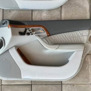 Panneaux de porte cuir gris Mercedes W220 Panneaux de porte cuir gris Mercedes W220