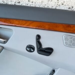 Panneaux de porte cuir gris Mercedes W220 Panneaux de porte cuir gris Mercedes W220