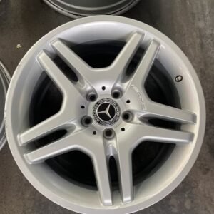 Jantes AMG Styling IV 18 pouces W220 CL215 Jantes AMG Styling IV 18 pouces W220 CL215