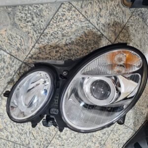 Phares Xenon d'origine Mercedes W211⁠
