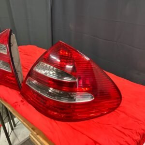 Feux arriere d'origine Mercedes W211 Feux arriere d'origine Mercedes W211