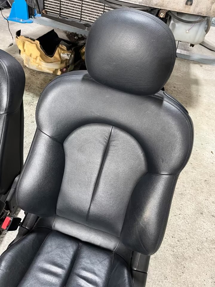 IMG_0464 Mercedes CLK W209 Leather Seats