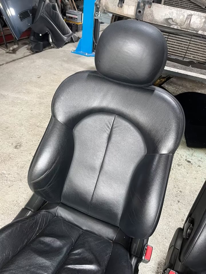 IMG_0467 Mercedes CLK W209 Leather Seats