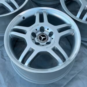 4 Genuine Mercedes-Benz AMG Styling IV 17”